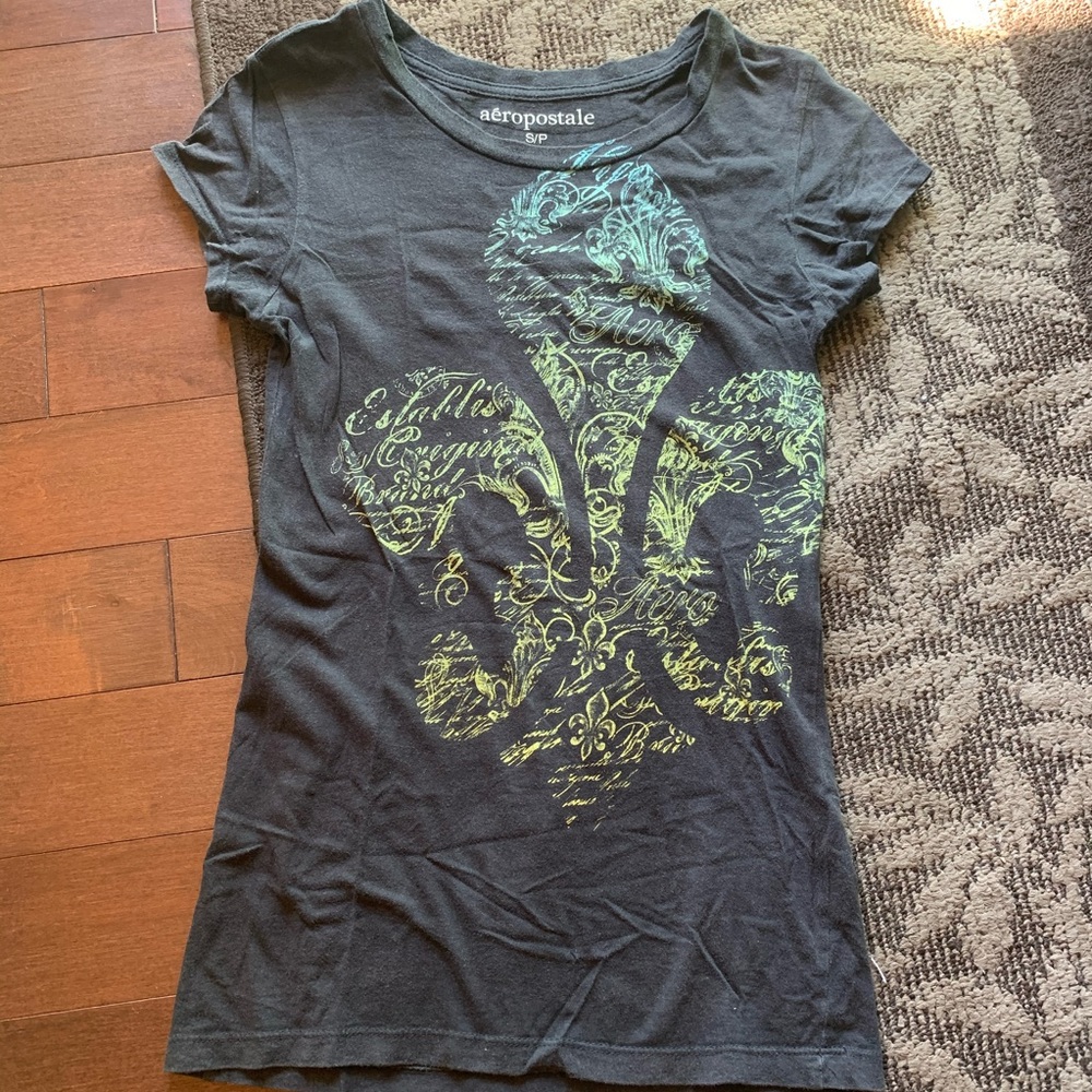 3/$15 Aeropostale (aero) short sleeve top black